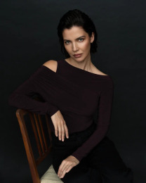 sikishganda ruscha sokinadi Paypoq va baland poshnali shaxsiy porno