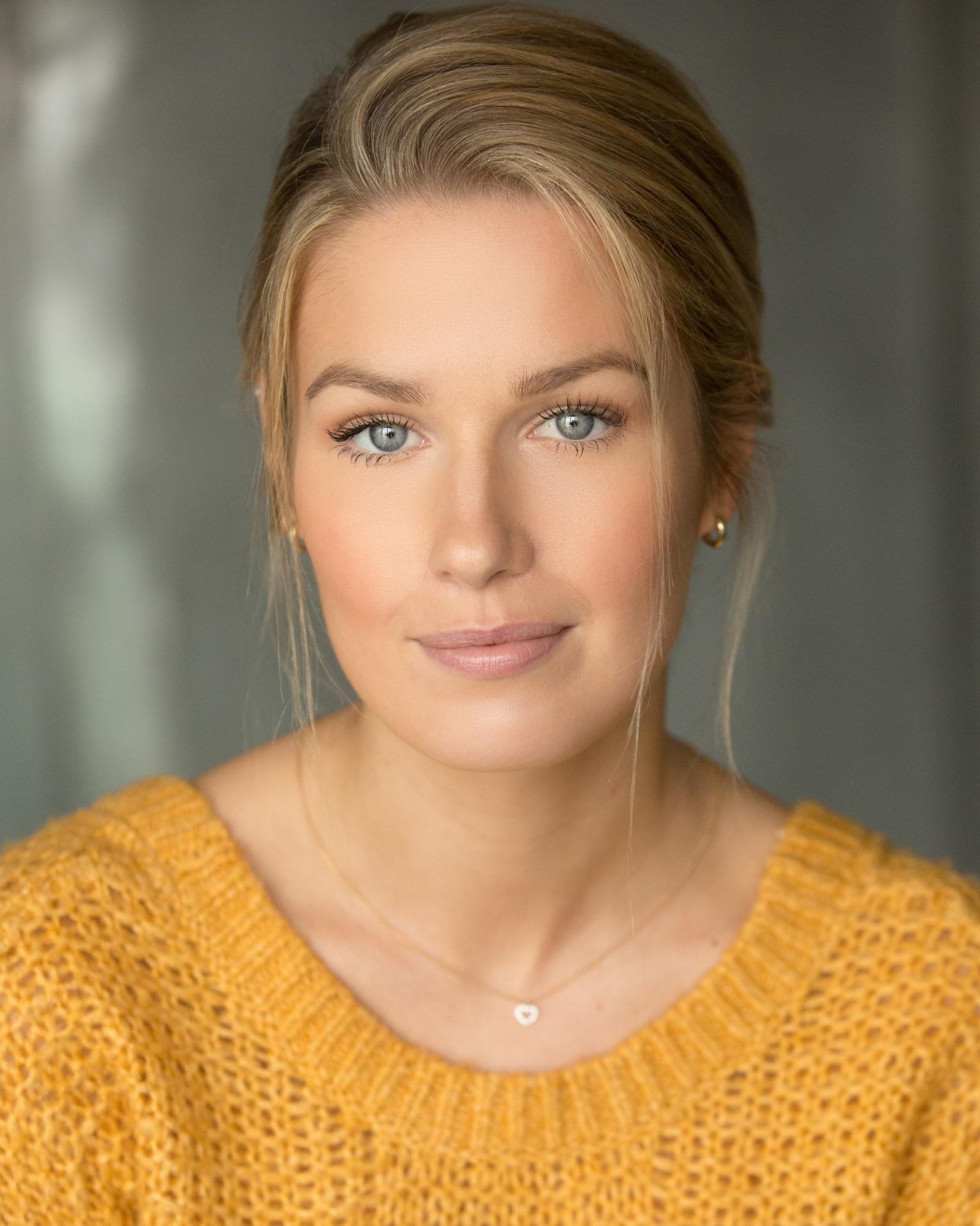 Yalangoch Julia Blond Yalangoch Julia Blond