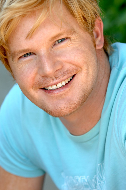 James Gerard Comédien eTALENTA