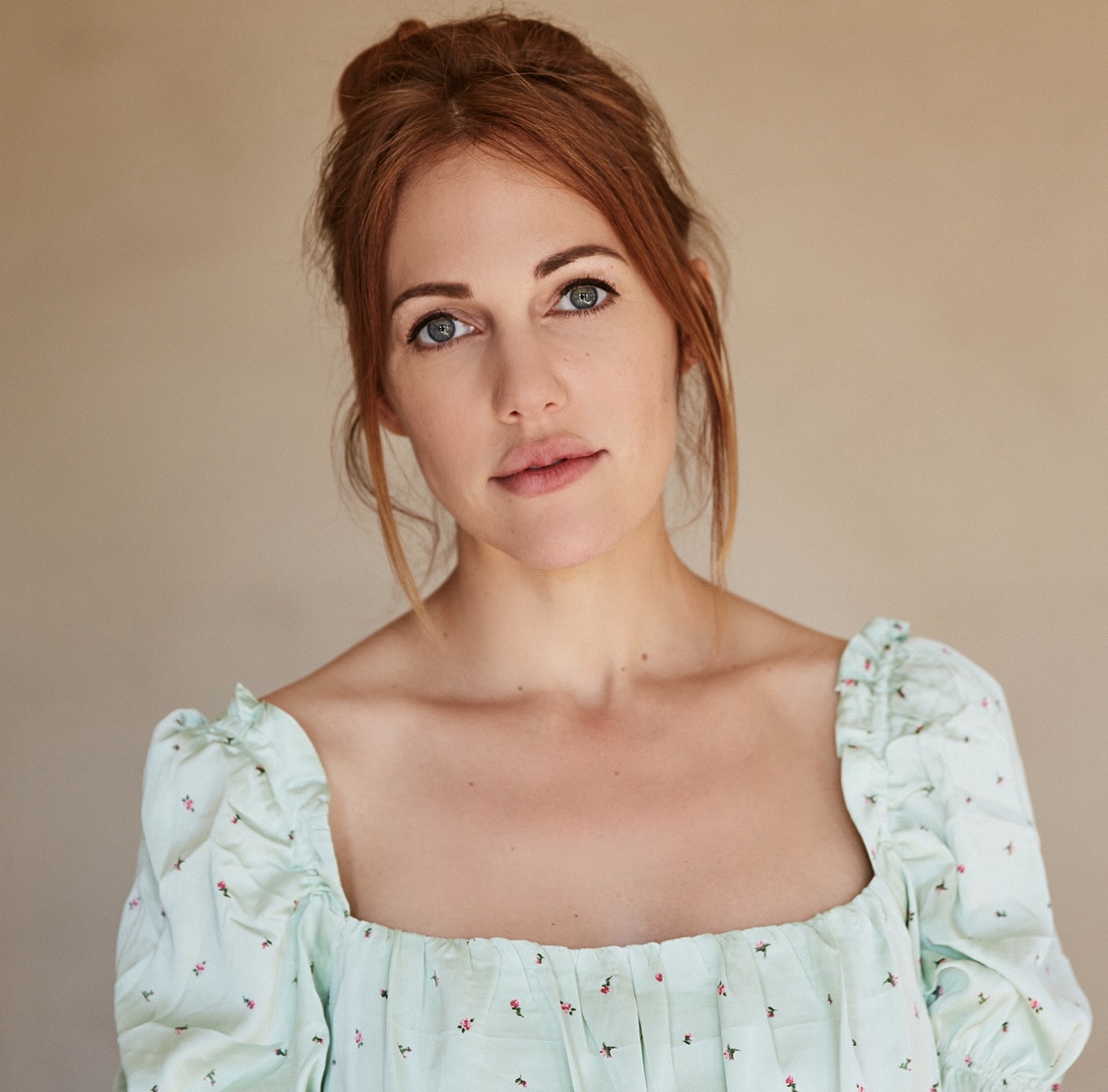 Yigit kop ayollarni sikadi (foto) Sasha Tanya dan Tanya jinsiy aloqa video