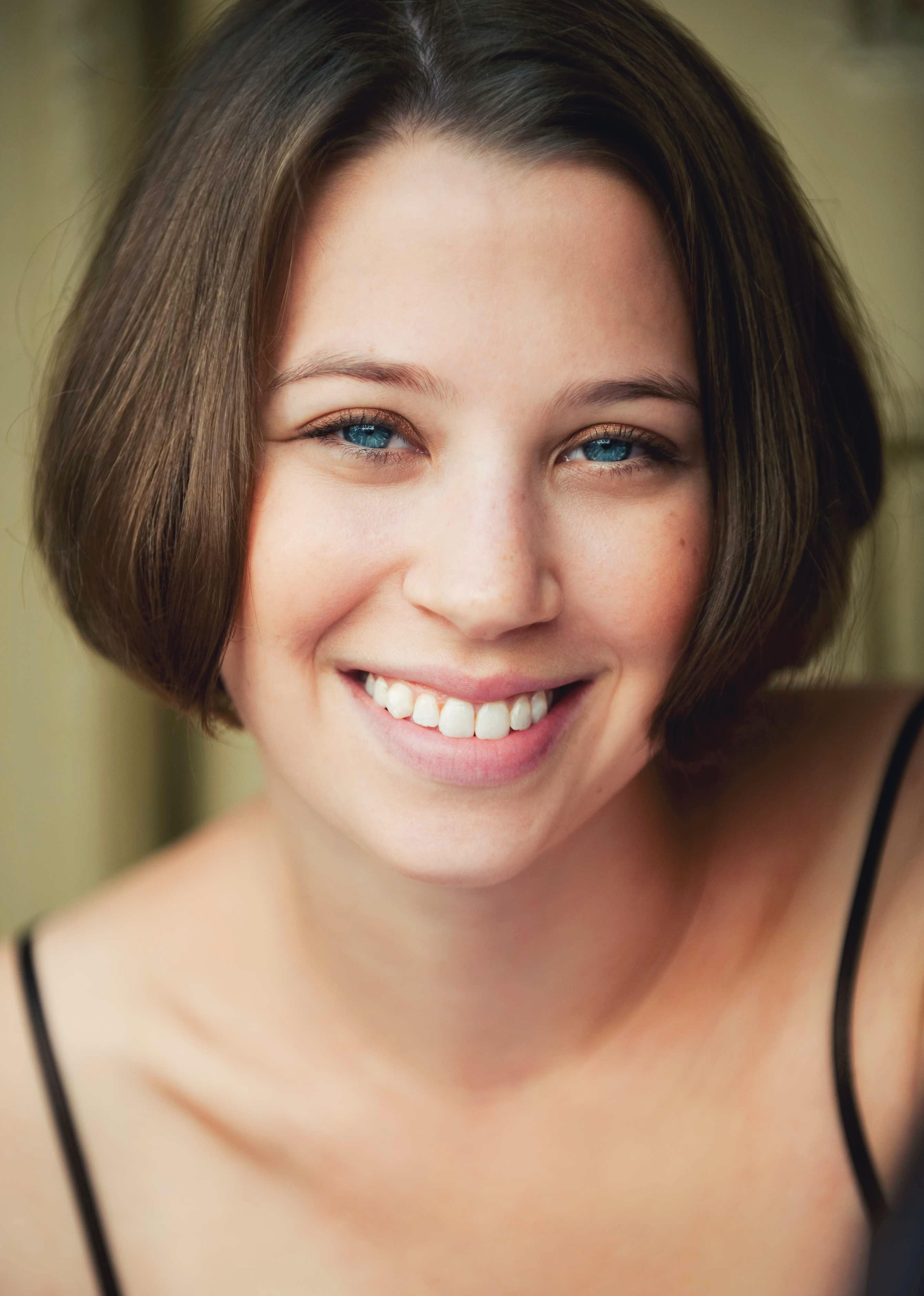 Amy Benson - Actress - e-TALENTA