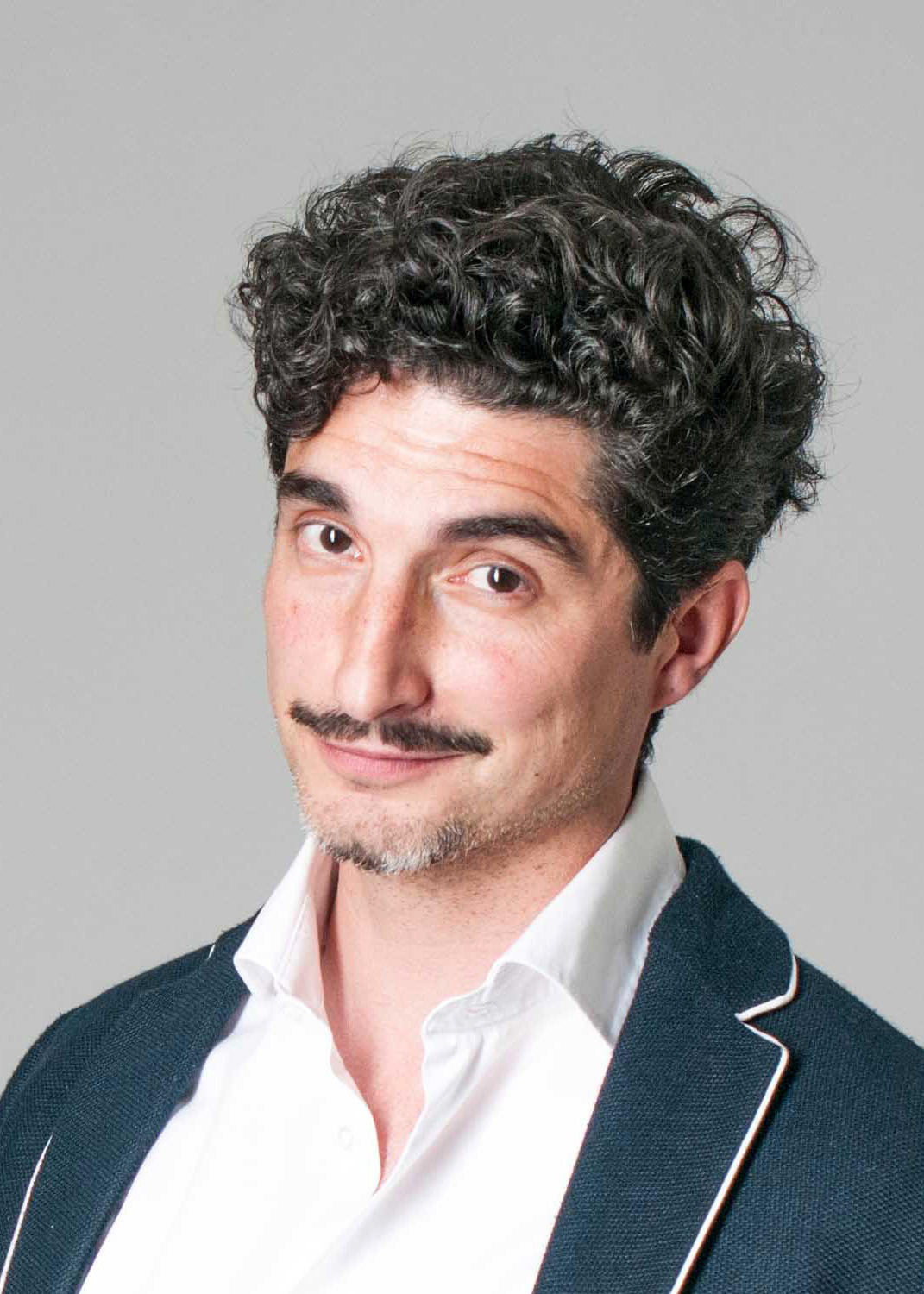 Carlos Valledor - Actor - e-TALENTA