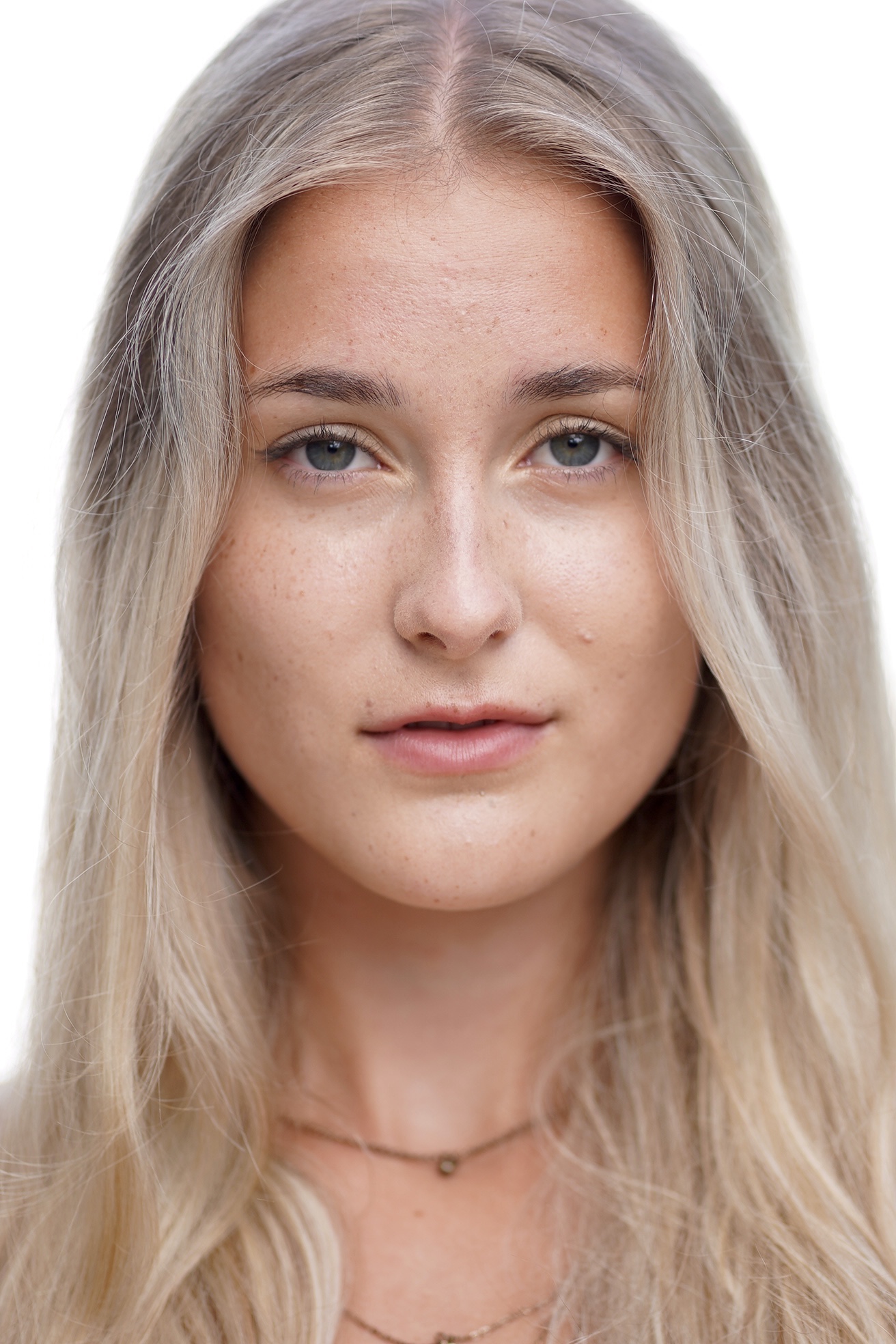 Laura-Sophie Hering - igralka v muzikalu, model - e-TALENTA