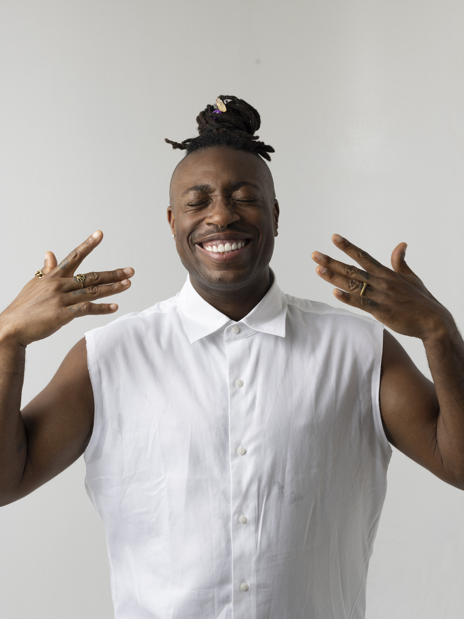 Anansi Freeman - Model, Acrobat, Bit Player, Dancer, Extra, Face ...